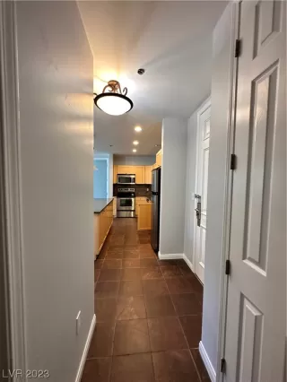 Photo #4: 2517940 Listing 