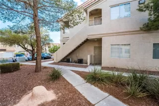 Photo #1: 2517955 Listing