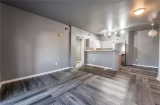 Photo #6: 2517955 Listing