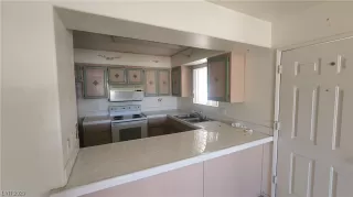 Photo #4: 2517959 Listing