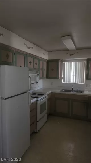 Photo #5: 2517959 Listing