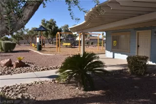 Photo #2: 2517975 Listing