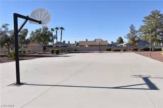 Photo #3: 2517975 Listing