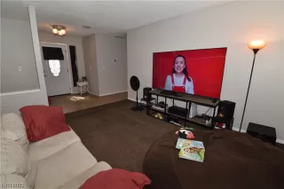 Photo #4: 2517975 Listing