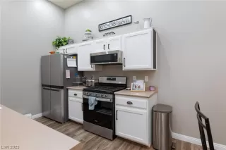 Photo #6: 2517980 Listing