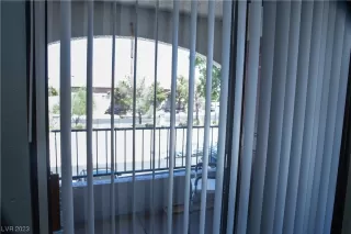 Photo #5: 2517982 Listing 