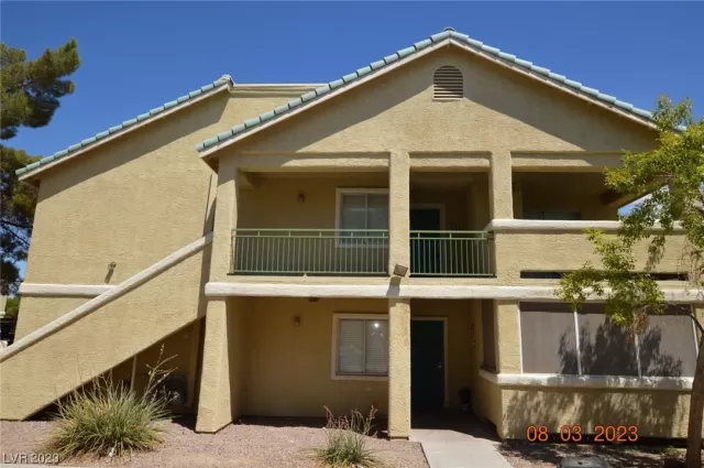 MLS: 2517998 Condo For Sale