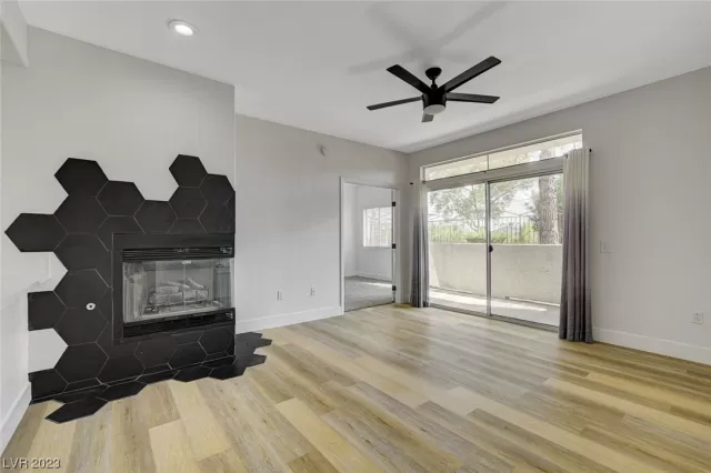 MLS: 2518056 Condo For Sale