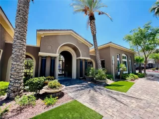 Photo #1: 2518062 Listing 