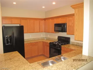 Photo #4: 2518063 Listing 