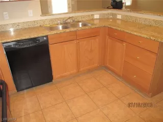 Photo #5: 2518063 Listing 