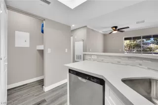 Photo #4: 2518085 Listing 