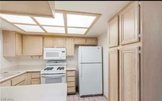 Photo #3: 2518100 Listing 