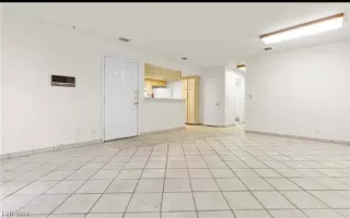 Photo #5: 2518100 Listing 