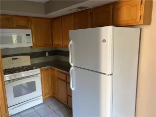 Photo #4: 2518124 Listing 