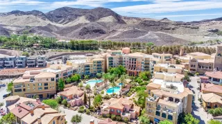 Photo #4: 2518126 Listing