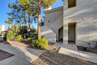 Photo #1: 2518138 Listing 