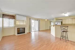 Photo #4: 2518138 Listing 