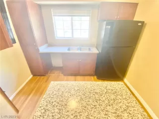 Photo #5: 2518147 Listing 