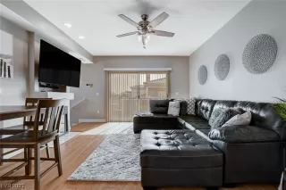 Photo #1: 2518161 Listing 