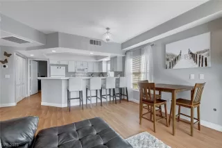 Photo #6: 2518161 Listing 