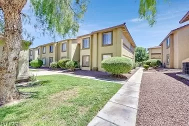 MLS: 2518208 Condo For Sale