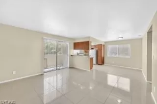 Photo #4: 2518208 Listing 