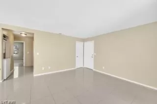 Photo #5: 2518208 Listing 