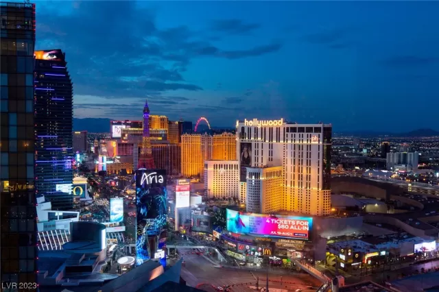 MLS: 2518276 Condo For Sale