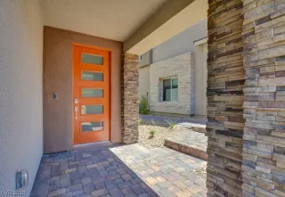 Photo #2: 2518287 Listing 