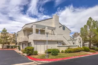 Photo #3: 2518298 Listing