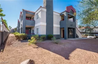 Photo #2: 2518326 Listing 