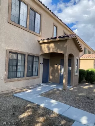 Photo #2: 2518340 Listing 