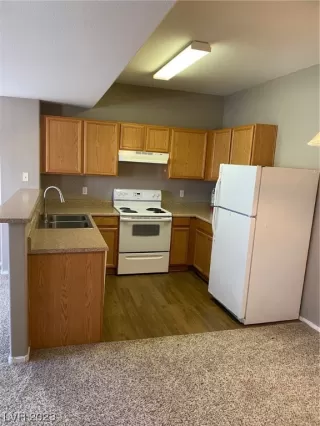 Photo #4: 2518340 Listing 