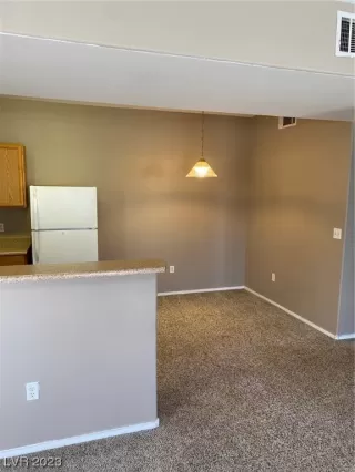 Photo #5: 2518340 Listing 