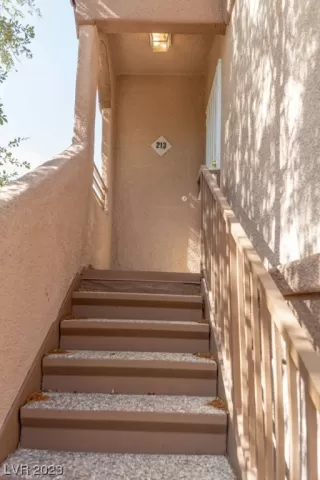 Photo #1: 2518363 Listing