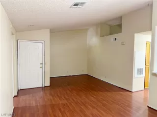 Photo #3: 2518365 Listing 