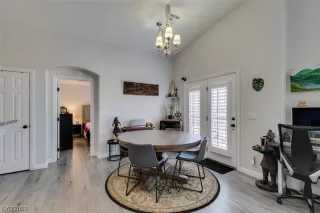 Photo #5: 2518392 Listing 