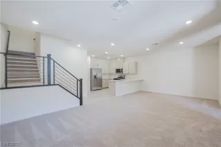 Photo #4: 2518404 Listing 