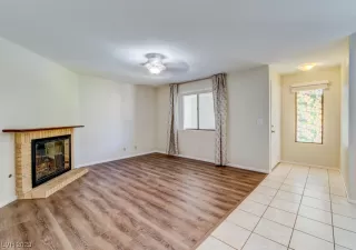 Photo #2: 2518416 Listing 