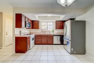 Photo #3: 2518416 Listing 