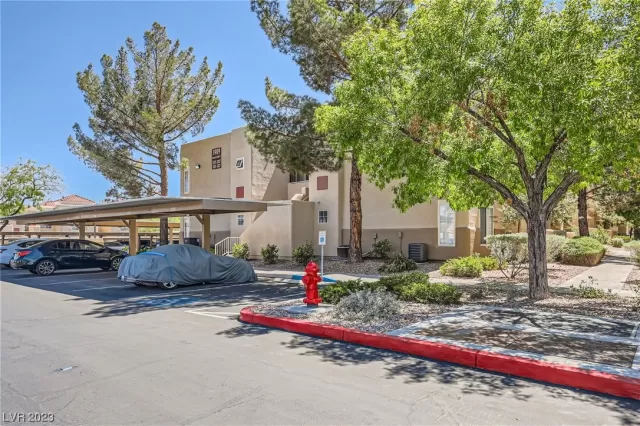 MLS: 2518423 Condo For Sale