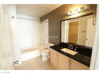 Photo #4: 2518452 Listing 