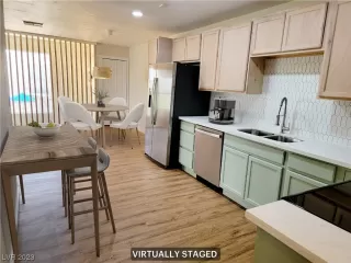 Photo #4: 2518454 Listing 