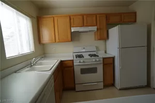 Photo #6: 2518489 Listing 