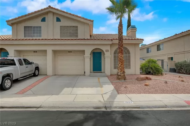 MLS: 2518514 Condo For Sale