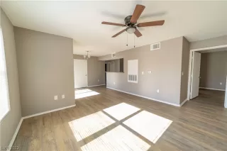 Photo #3: 2518529 Listing