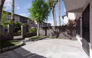 Photo #1: 2518560 Listing