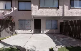 Photo #4: 2518560 Listing