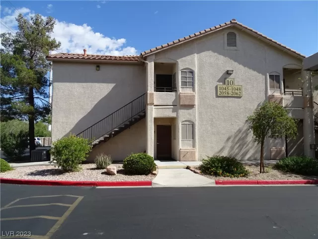 MLS: 2518577 Condo For Sale
